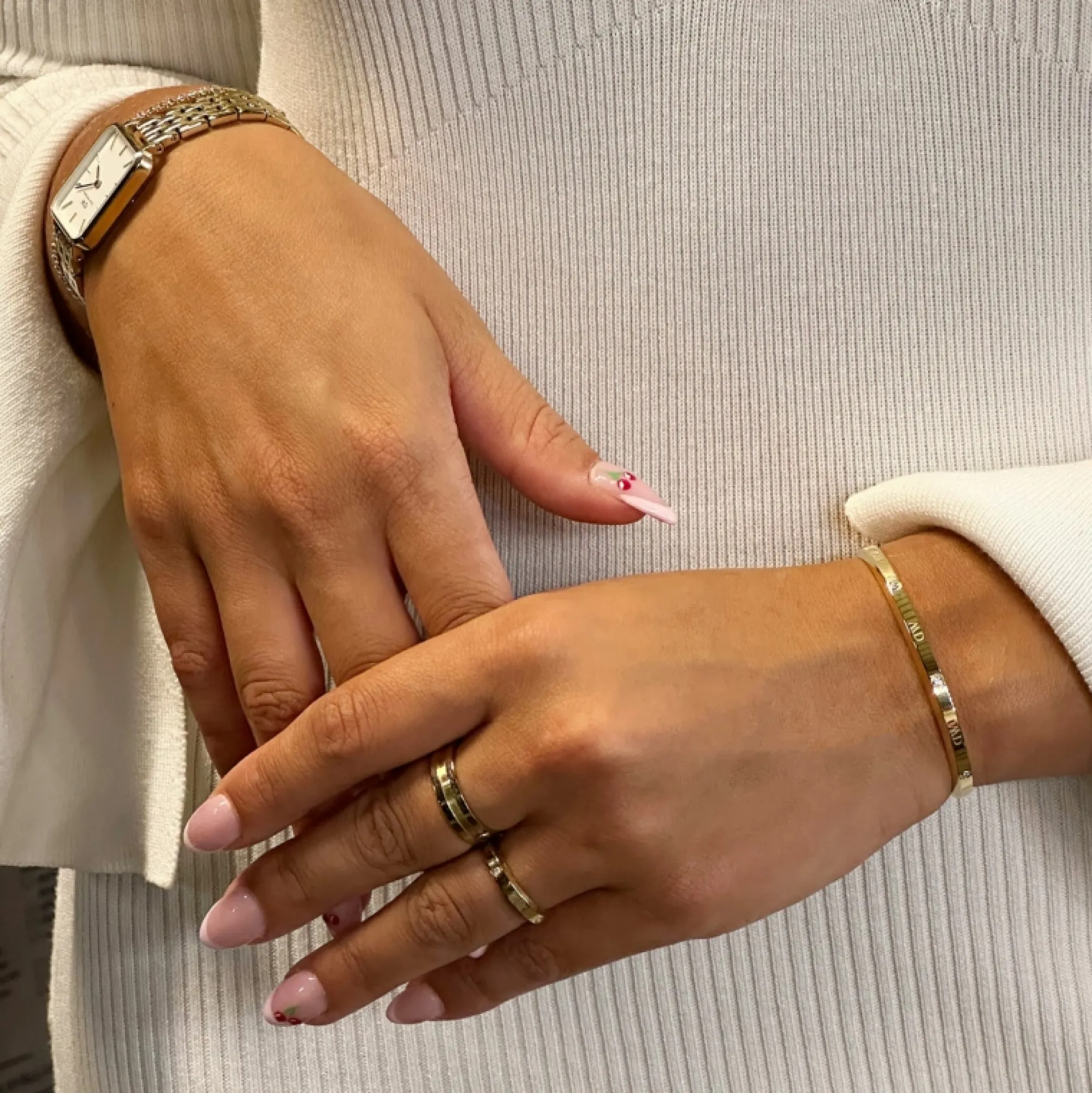elan_ring_gold_1.webp Daniel Wellington Elan Ring