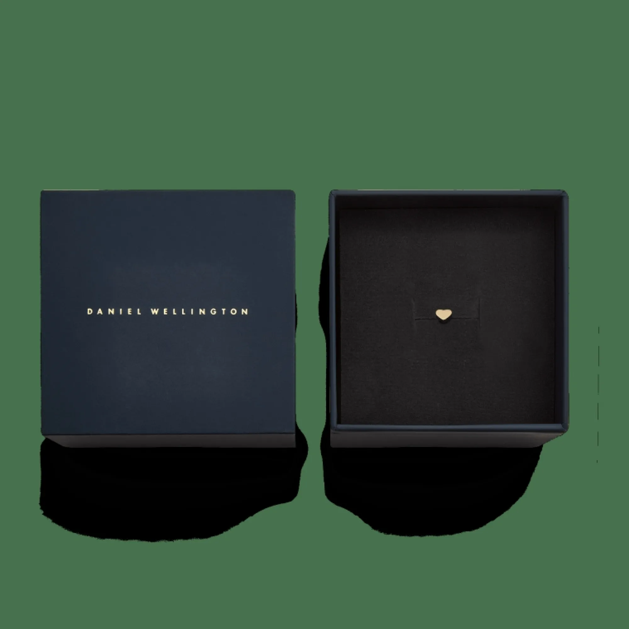 heart_stud_gold_4.webp Daniel Wellington Heart Stud