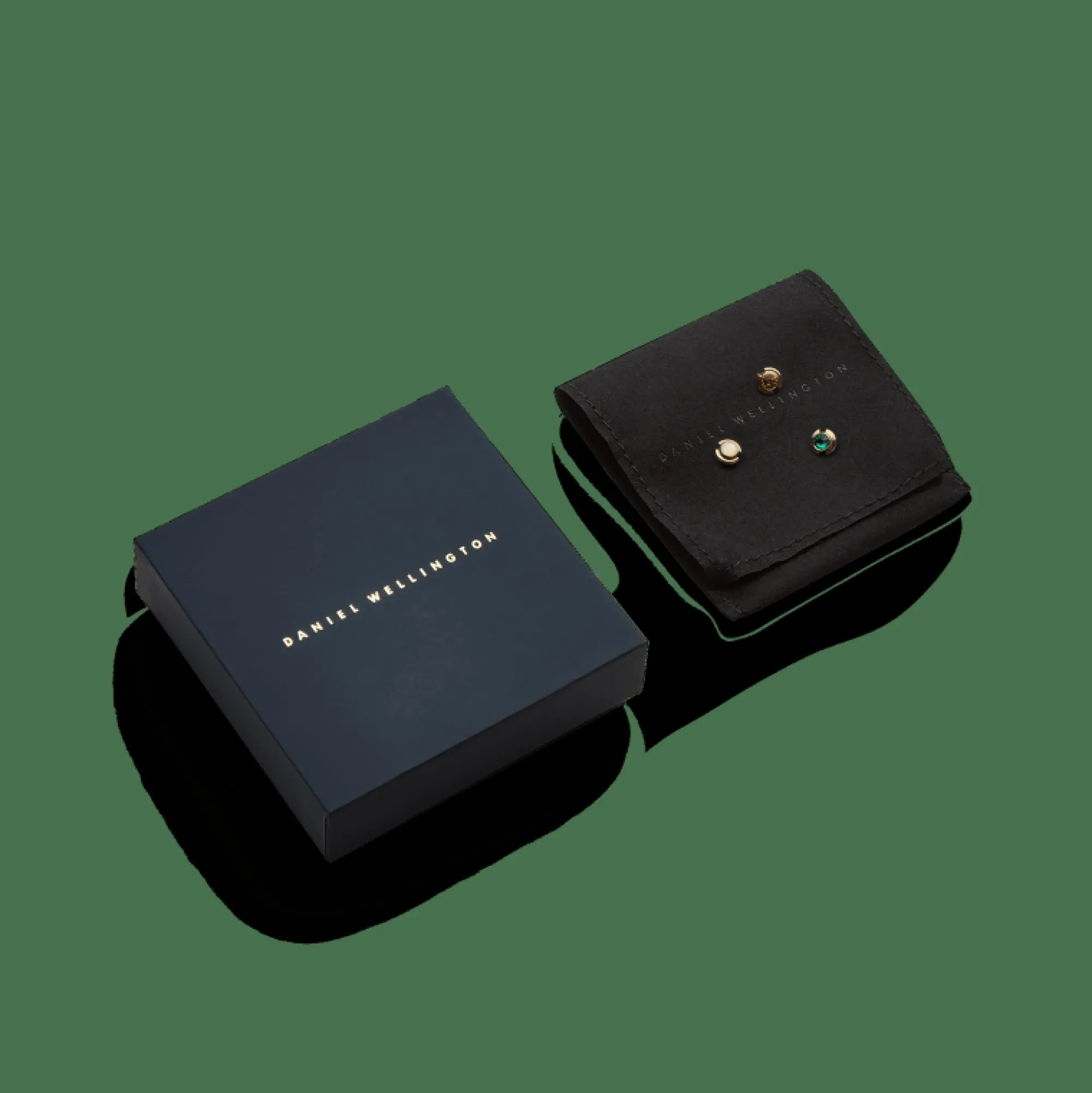september_charm_gold_4.webp Daniel Wellington September Charm